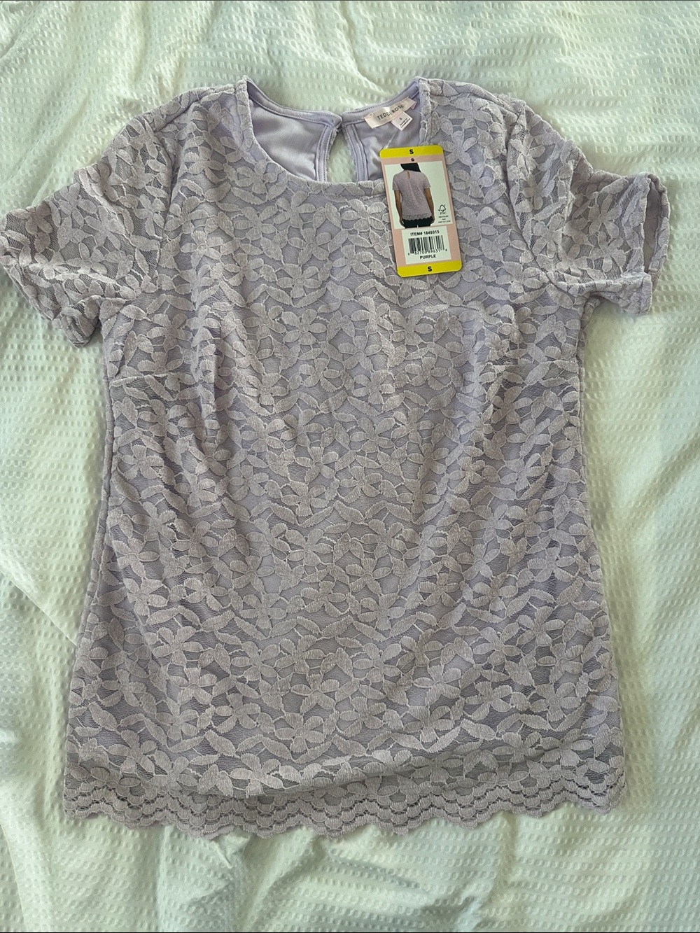 Lace Overlay Short Sleeve Top in Lavender by